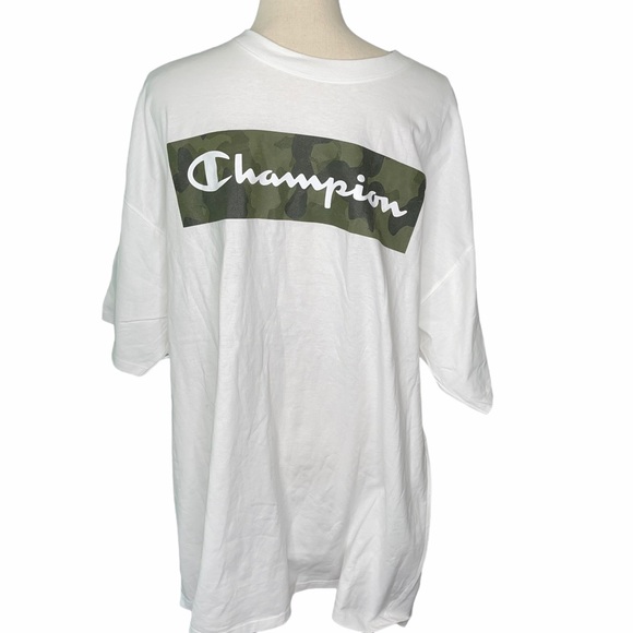 Champion Other - NWT Champion Camouflage Logo Graphic Tee